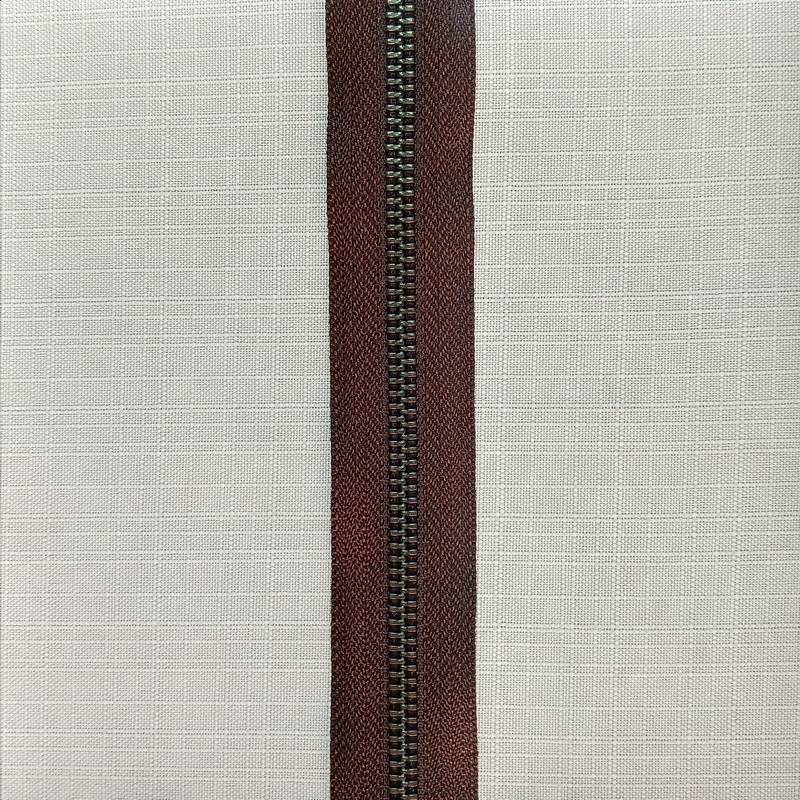 582465-570 : Zip Chain Type 5 Metal YKK Antique Brass / Brown - Image 4